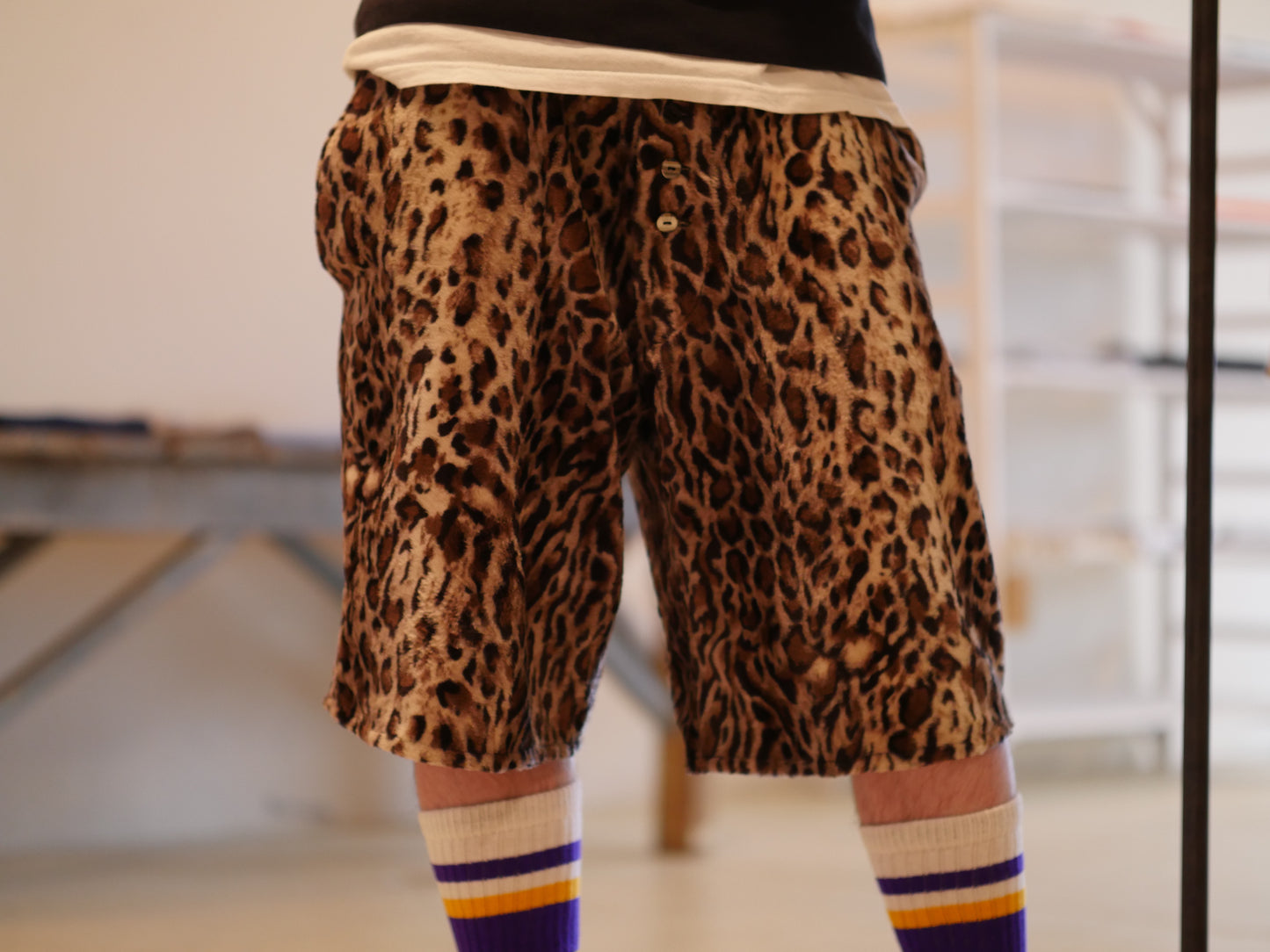 "80" SHORT PANTS